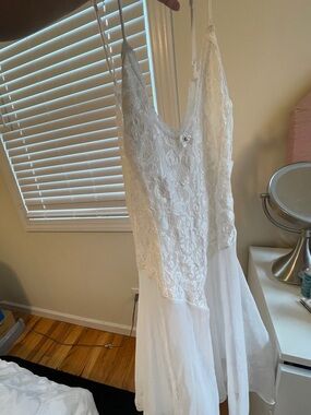 Shirley of Hollywood White Lace Lingerie Slip